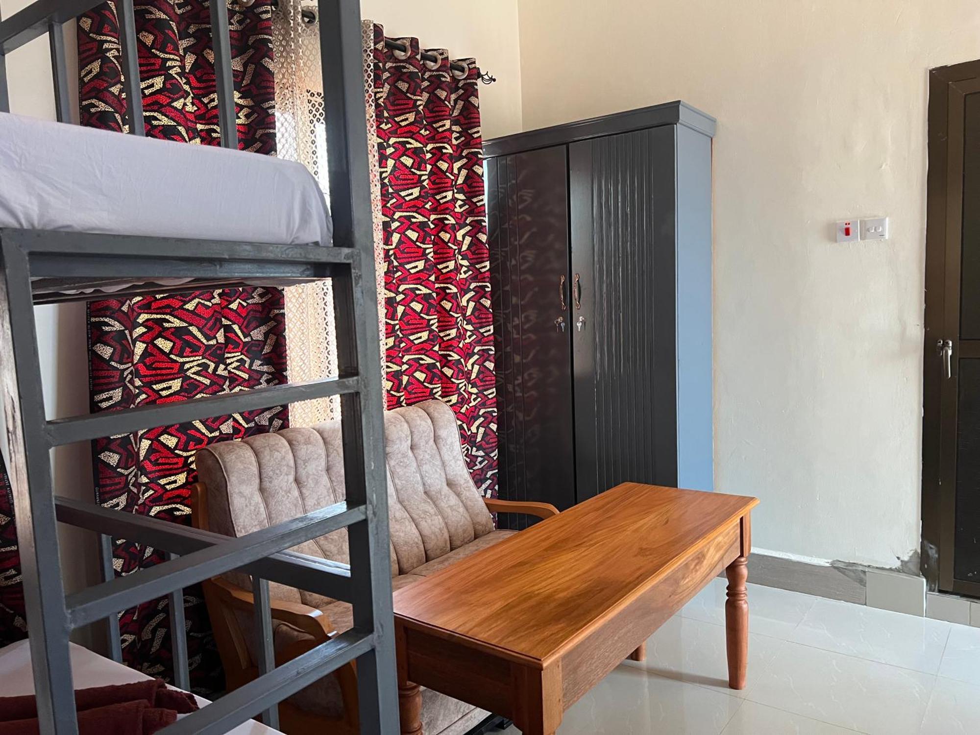 Kilimanjaro Trekcity Hostel Моши Экстерьер фото