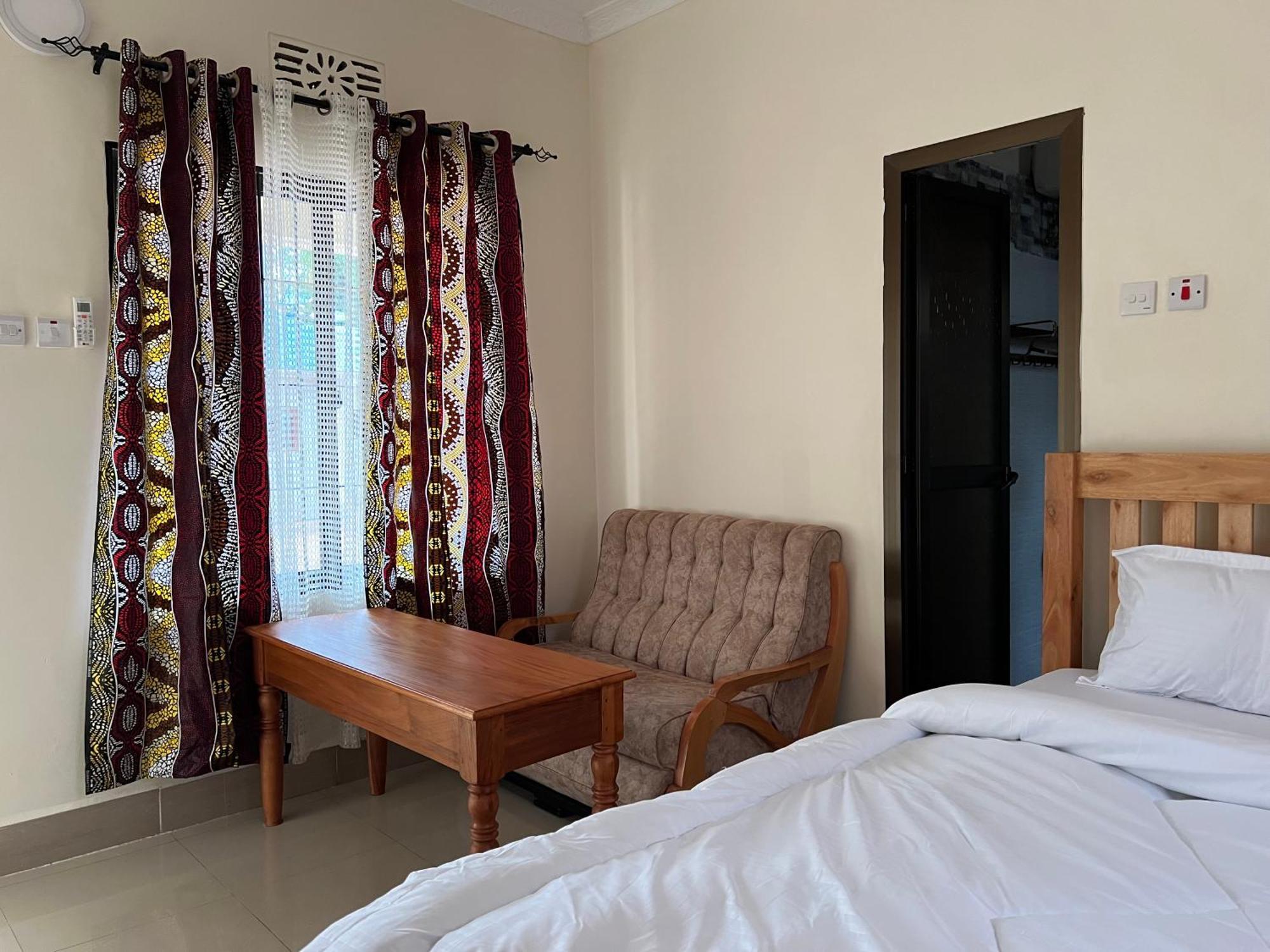 Kilimanjaro Trekcity Hostel Моши Экстерьер фото