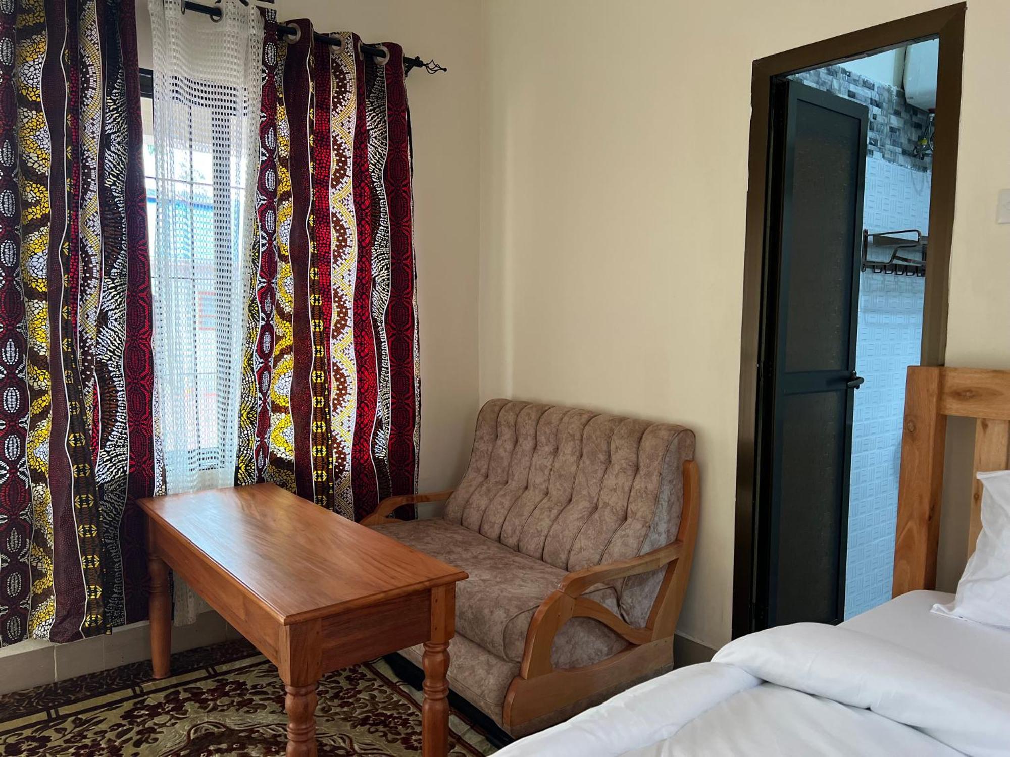 Kilimanjaro Trekcity Hostel Моши Экстерьер фото